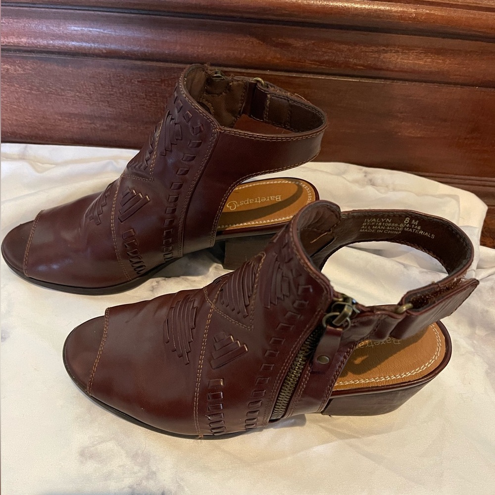Baretraps Brown Open Toe Booties Size 8 - image 2